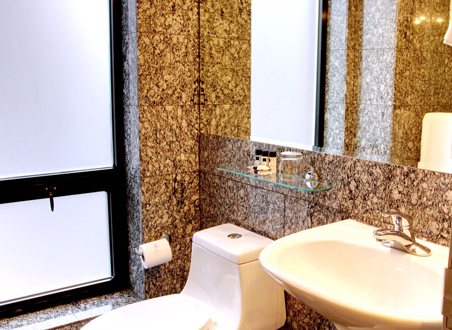 Bathroom with marble tiles